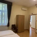 Hotel Bf