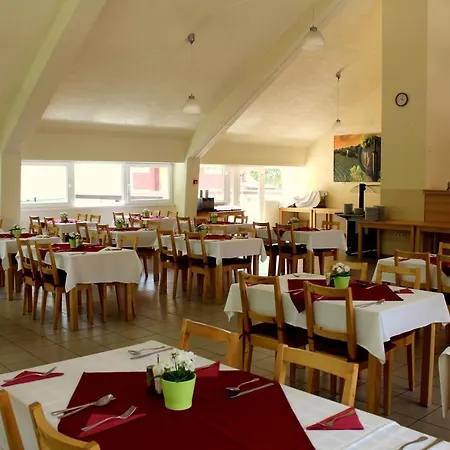 بي أف فندق 2*